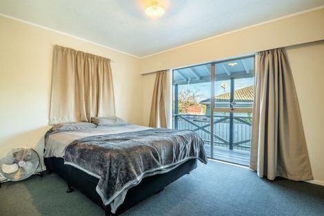 Photo of property in 62 Finlayson Avenue, Clendon Park, Auckland, 2103