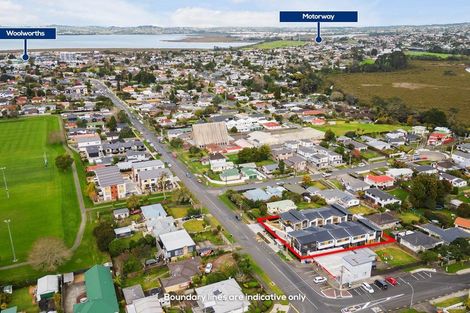 Photo of property in 106b Taikata Road, Te Atatu Peninsula, Auckland, 0610