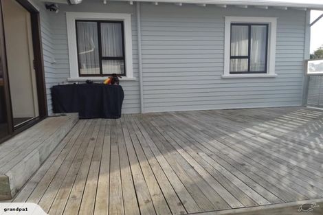 Photo of property in 73 Mangorei Road, Strandon, New Plymouth, 4312