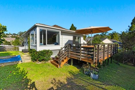 Photo of property in 37 Gatman Street, Birkdale, Auckland, 0626