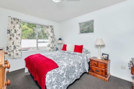 Photo of property in 1/7 Classic Grove, Bayview, Auckland, 0629