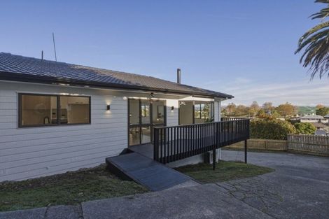 Photo of property in 14 Pelorus Street, Welcome Bay, Tauranga, 3112