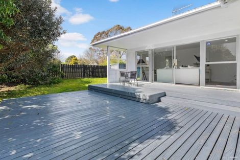 Photo of property in 48 Oreil Avenue, West Harbour, Auckland, 0618