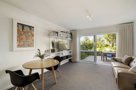Photo of property in 4/72 Kitchener Road, Milford, Auckland, 0620