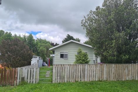 Photo of property in 72 Woodward Street East, Featherston, 5710