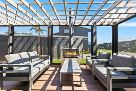 Photo of property in 5 Citrus Place, Mangawhai, 0505