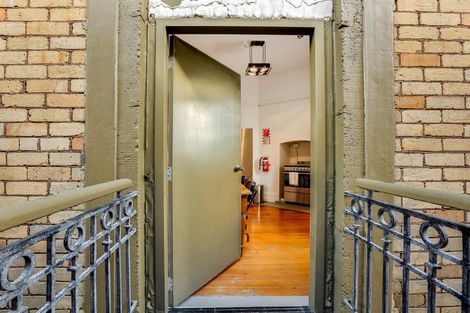 Photo of property in 3b/1 Beresford Square, Auckland Central, Auckland, 1010