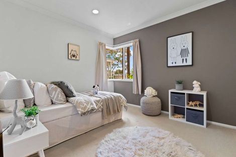 Photo of property in 2 Gibson Place, Papamoa Beach, Papamoa, 3118