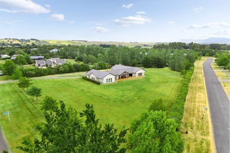 Photo of property in 98 Oxford Street, Martinborough, 5711