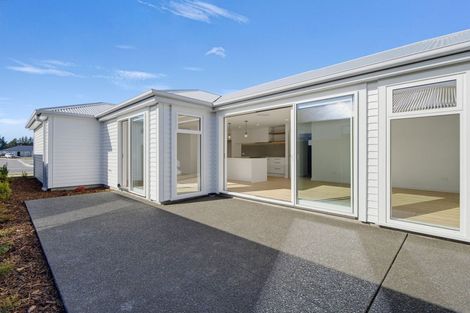 Photo of property in 53 Homestead Drive, Rangiora, 7400