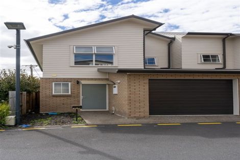 Photo of property in 1 Chiefs Court, Hamilton East, Hamilton, 3216