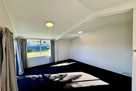 Photo of property in 56 Hoffman Street, Hokitika, 7810