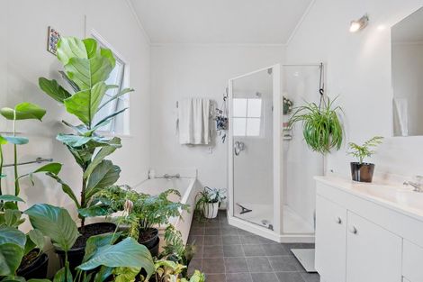 Photo of property in 22 Jackson Street, Island Bay, Wellington, 6023