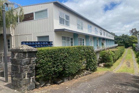 Photo of property in 9 Esplanade Road, Mount Eden, Auckland, 1024