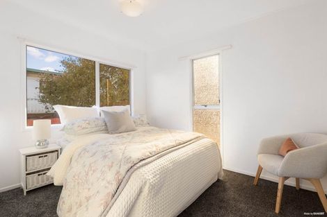 Photo of property in 779 East Coast Road, Northcross, Auckland, 0630