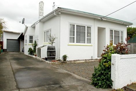 Photo of property in 6 Victoria Street, Carterton, 5713