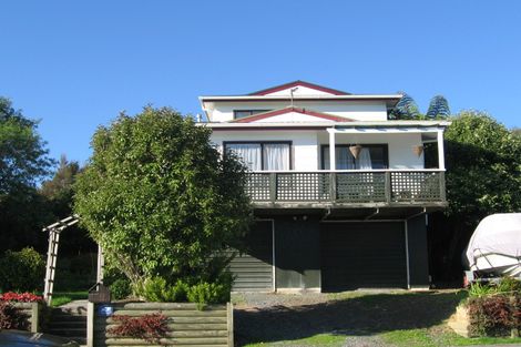 Photo of property in 13 Whitechapel Grove, Stokes Valley, Lower Hutt, 5019