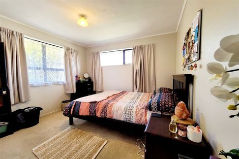 Photo of property in 15 Abilene Crescent, Churton Park, Wellington, 6037