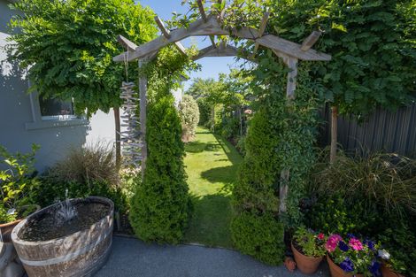 Photo of property in 11 Pines Road, Alexandra, 9320