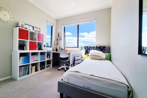 Photo of property in 24 Clark Road, Hobsonville, Auckland, 0616