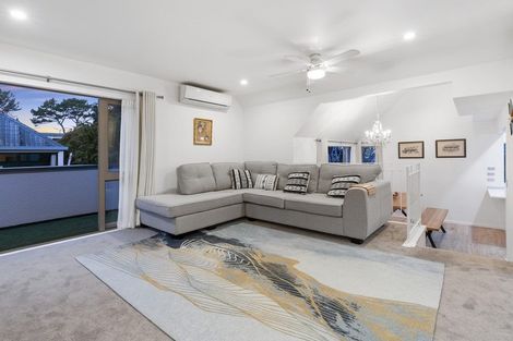 Photo of property in 1/57 James Evans Drive, Northcote, Auckland, 0627