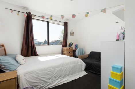 Photo of property in 44 Lagoon Place, Poike, Tauranga, 3112