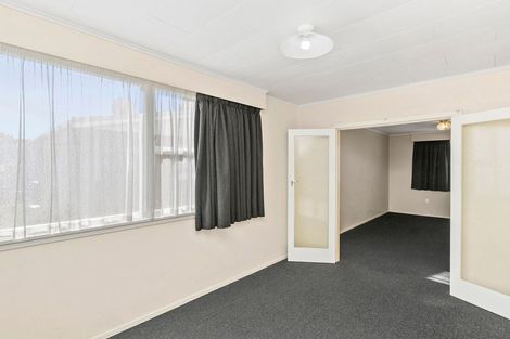 Photo of property in 67 Young Street, New Plymouth, 4310