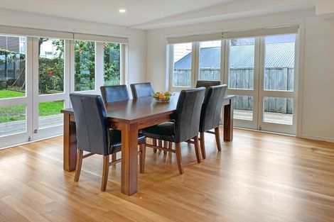 Photo of property in 19 St Aubyn Street, Devonport, Auckland, 0624