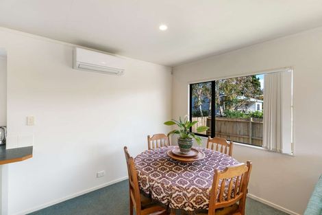 Photo of property in 108a Brightside Road, Stanmore Bay, Whangaparaoa, 0932