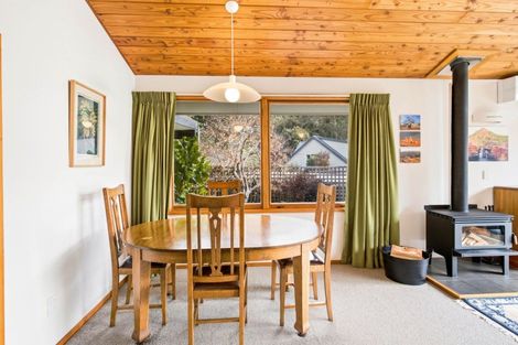 Photo of property in 52 Irvine Road, The Cove, Dunedin, 9077