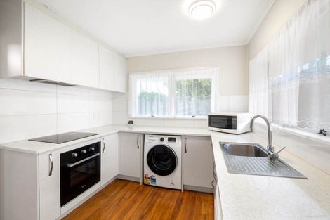 Photo of property in 6a Seaview Road, Milford, Auckland, 0620