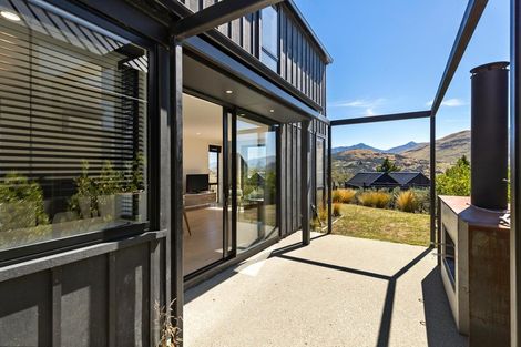 Photo of property in 12 Mckenzies Shute, Jacks Point, Queenstown, 9371