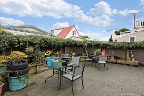 Photo of property in 21 Aparima Avenue, Miramar, Wellington, 6022