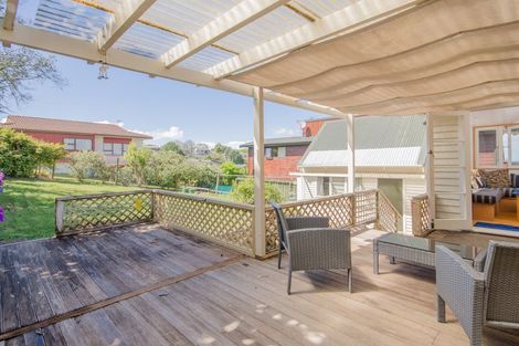 Photo of property in 24 Lewis Street, Blockhouse Bay, Auckland, 0600