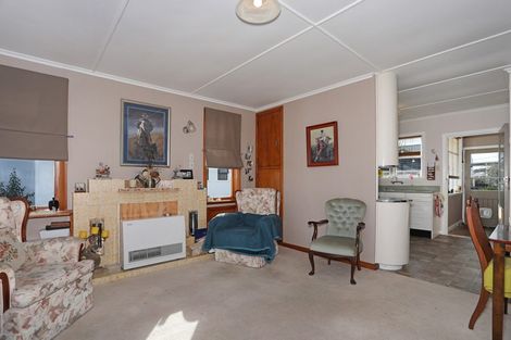 Photo of property in 31 Lower High Street, Marton, 4710