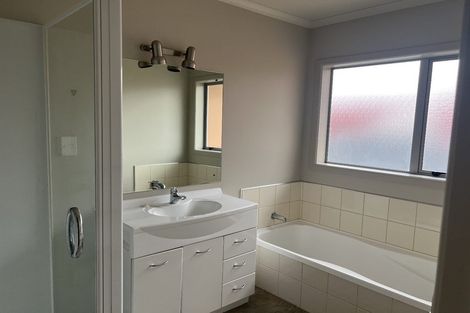 Photo of property in 44b Hokio Beach Road, Levin, 5510