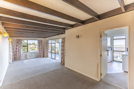 Photo of property in 19 Havelock Road, Hospital Hill, Napier, 4110