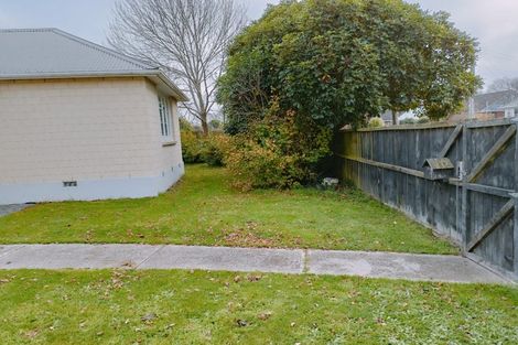 Photo of property in 27 Hollyford Avenue, Bryndwr, Christchurch, 8053