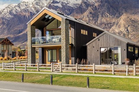 Photo of property in 2 Taurus Lane, Jacks Point, 9371