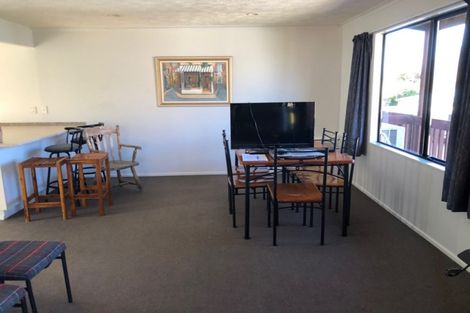 Photo of property in 2/28 Sainsbury Road, Fernhill, Queenstown, 9300