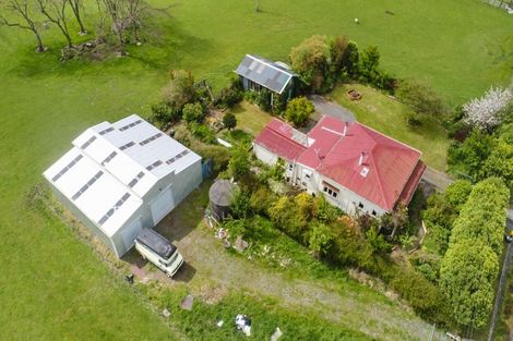 Photo of property in 6 George Street, Ohingaiti, Hunterville, 4785