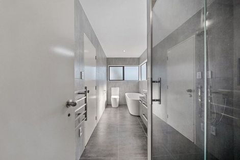 Photo of property in 1 Dalmahoy Place, Wattle Downs, Auckland, 2103