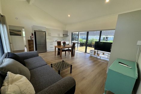 Photo of property in 14 Advance Way, Albany, Auckland, 0632