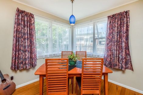 Photo of property in 39a Harrington Road, Henderson, Auckland, 0610