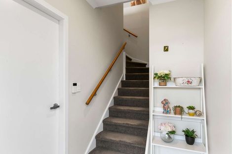 Photo of property in 7f Marjory Close, Broadmeadows, Wellington, 6035