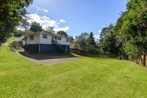 Photo of property in 9 Lysander Crescent, Beach Haven, Auckland, 0626