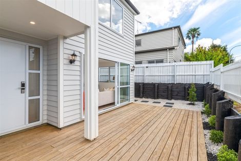 Photo of property in 51 Hendry Avenue, Hillsborough, Auckland, 1042