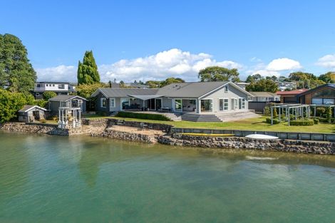 Photo of property in 1 Fourteenth Avenue, Tauranga South, Tauranga, 3112