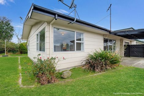 Photo of property in 1 Dunk Place, Milson, Palmerston North, 4414