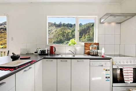Photo of property in 169 Parkvale Road, Karori, Wellington, 6012